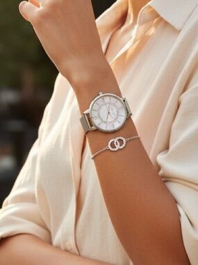 Olivia Burton Wonderland Watch Gift Set NWT
